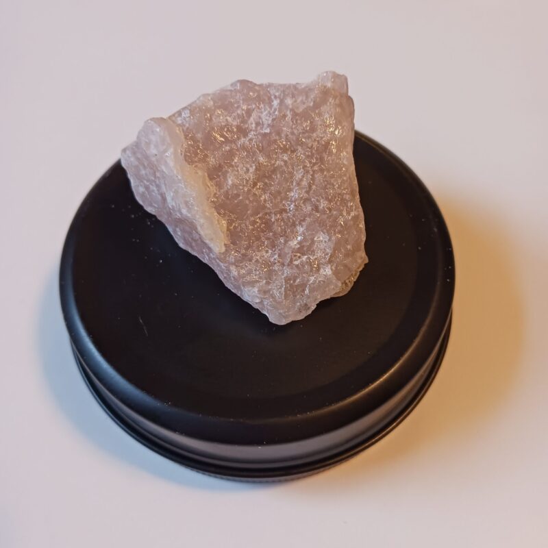 Raw rose quartz crystal