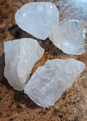 Clear quartz crystal